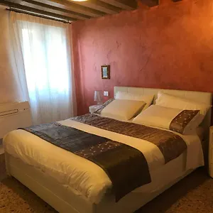  Apartment Fondaco Di Rialto Italy